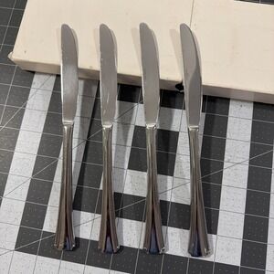 Oneida Bordeaux (4) Dinner Knives Stainless Flatware Replacements